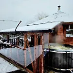 別荘 Egliskiu Oaze Su Pirtimi Kubilu- Privatumas Garantuotas *