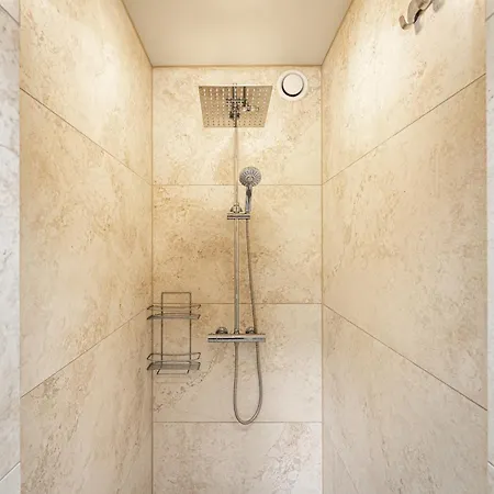 度假居 Egliskiu Oaze Su Pirtimi Kubilu- Privatumas Garantuotas 维尔纽斯